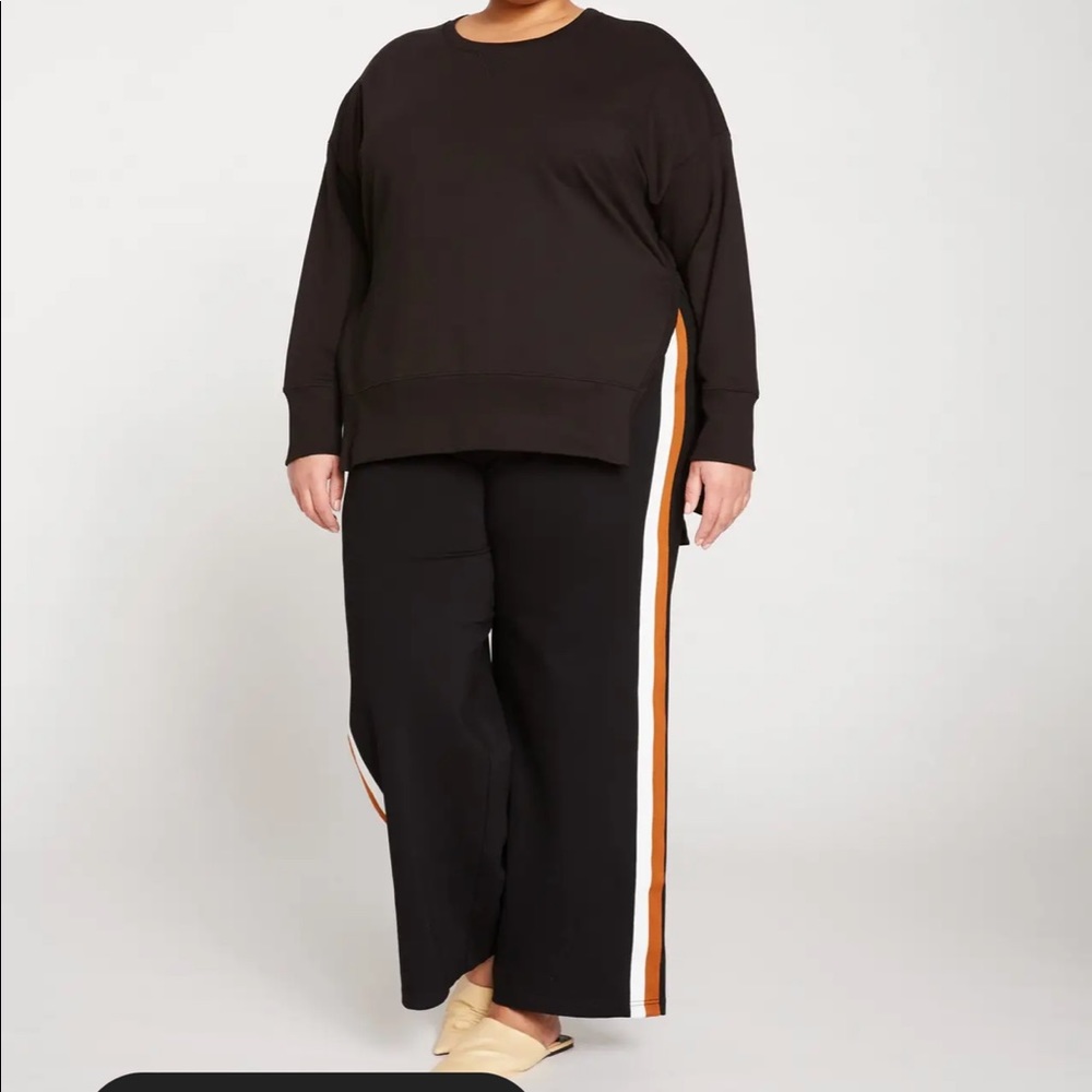 Universal standard sweatshirt, size 18/20